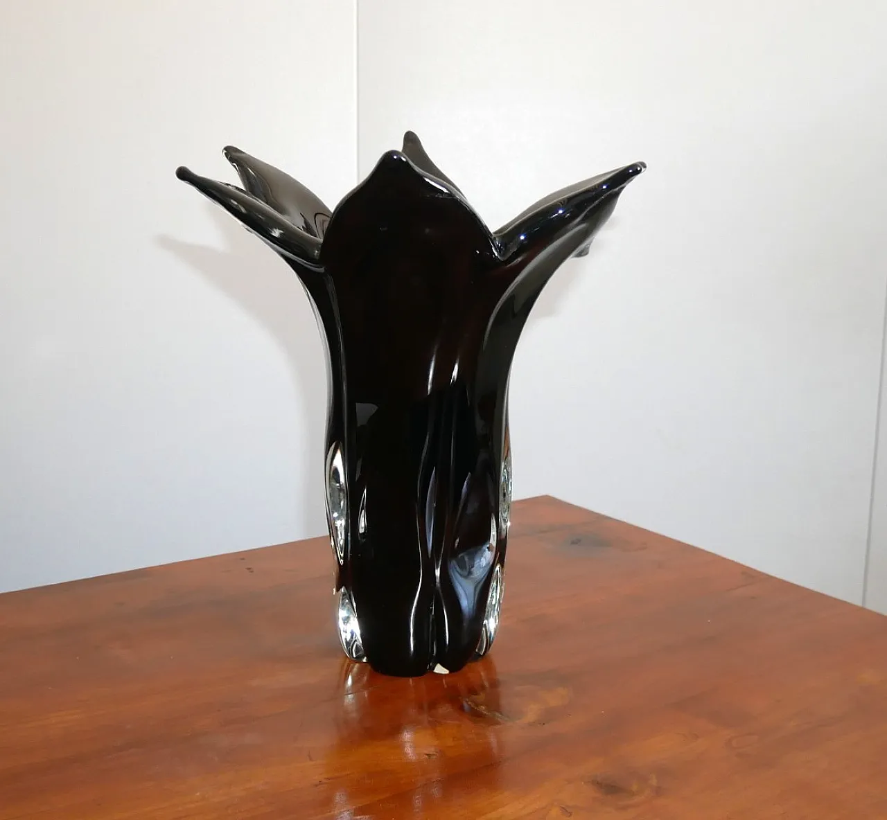 Vaso a fazzoletto in vetro di Murano nero, anni '70 1