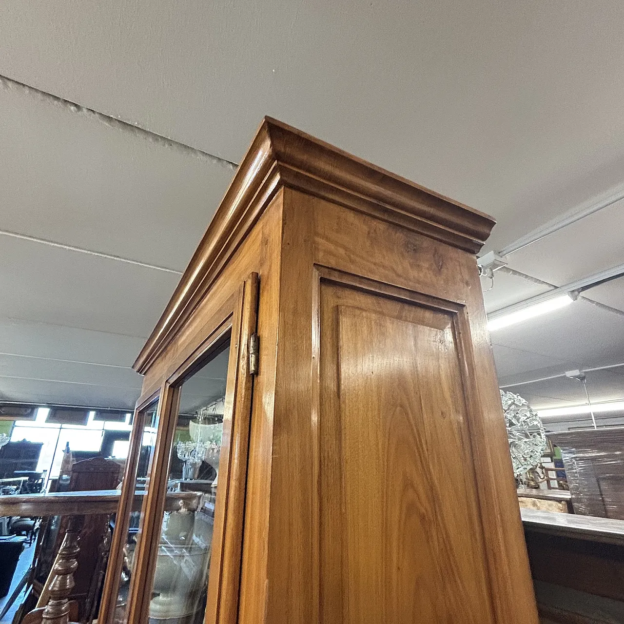 Double body sideboard in solid cherry wood Tuscany, early 19th century 7