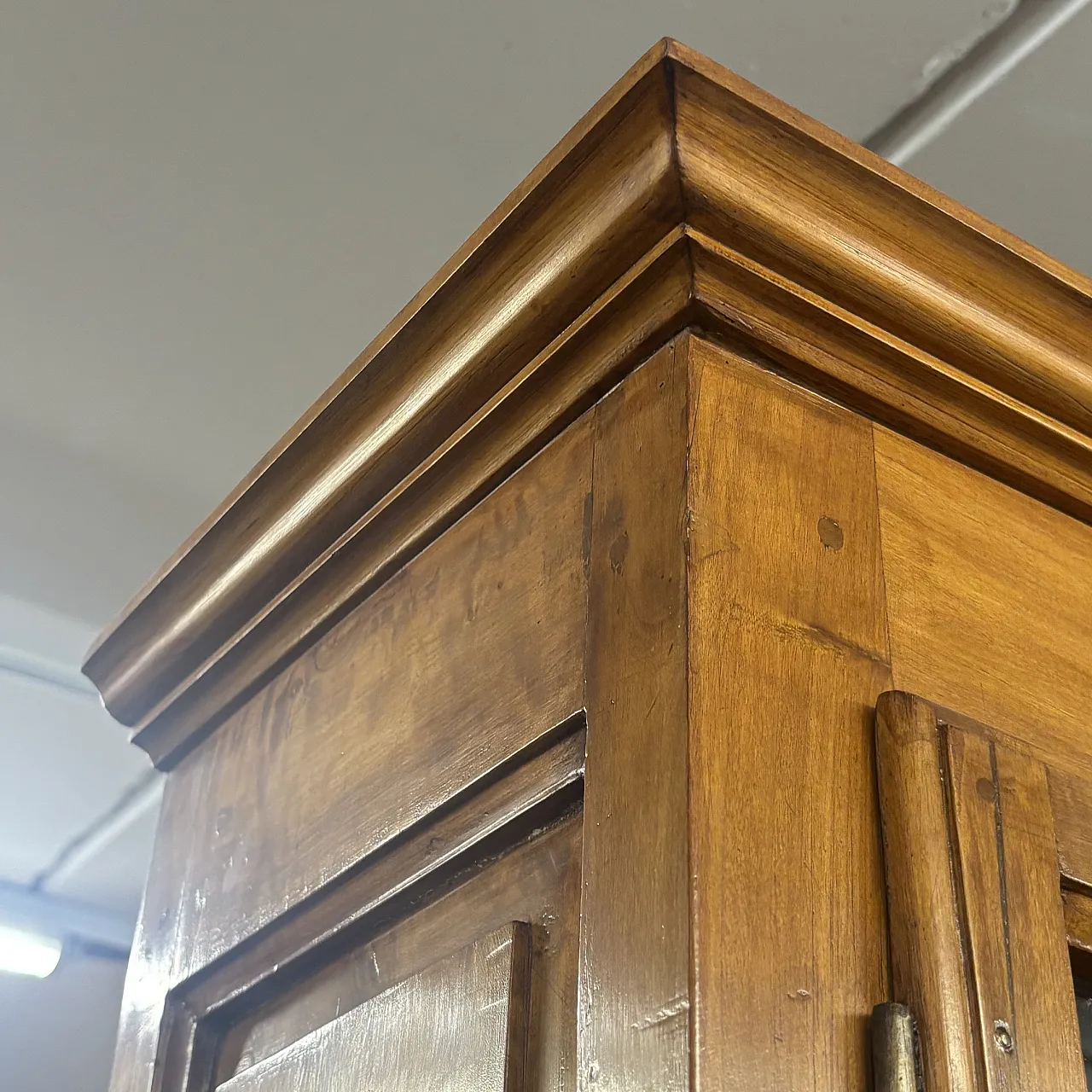 Double body sideboard in solid cherry wood Tuscany, early 19th century 17