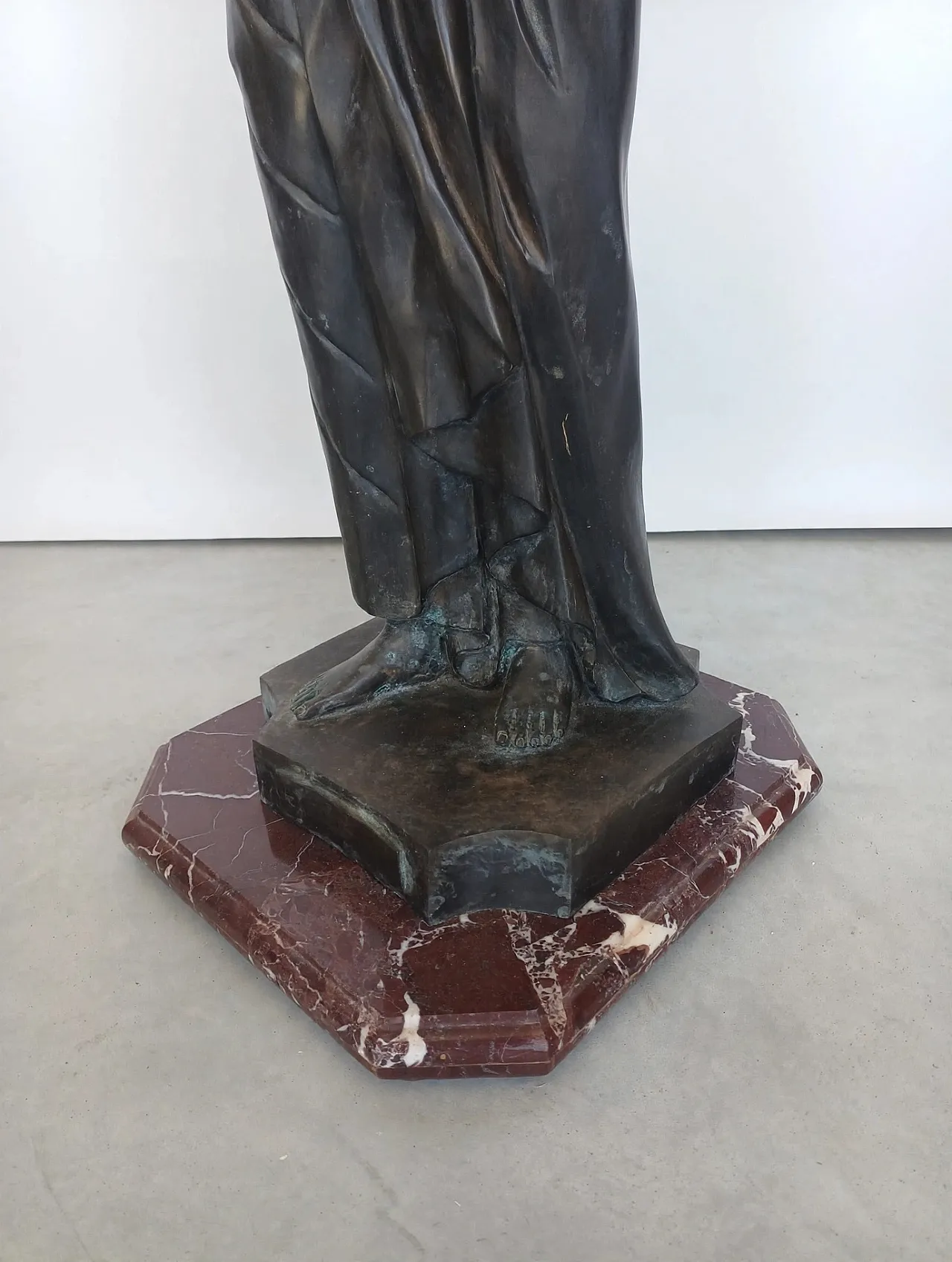 Large bronze sculpture with marble base, late 19th century. 2