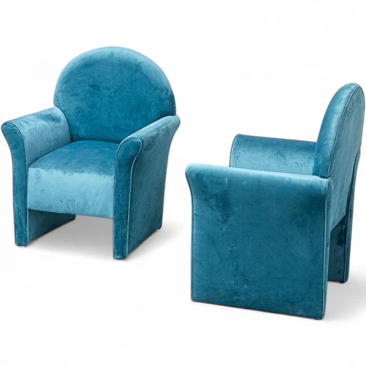 Pair of blue velvet armchairs, 1970s 11
