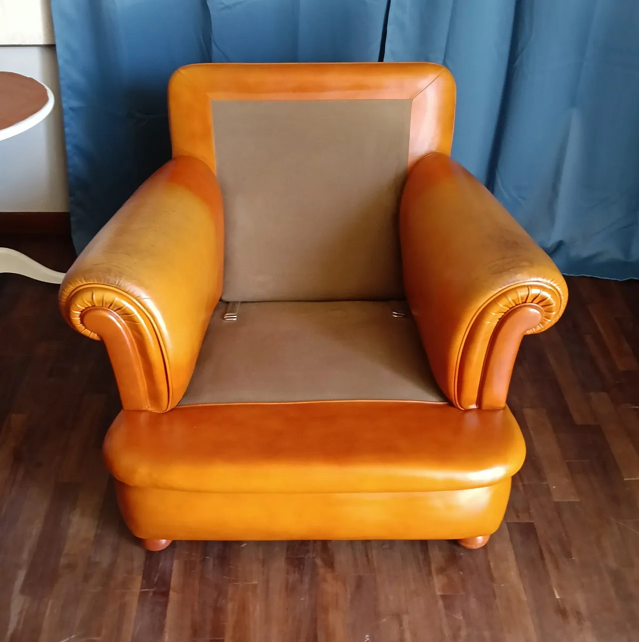 Frau armchair, mod. Dream. 80s 17