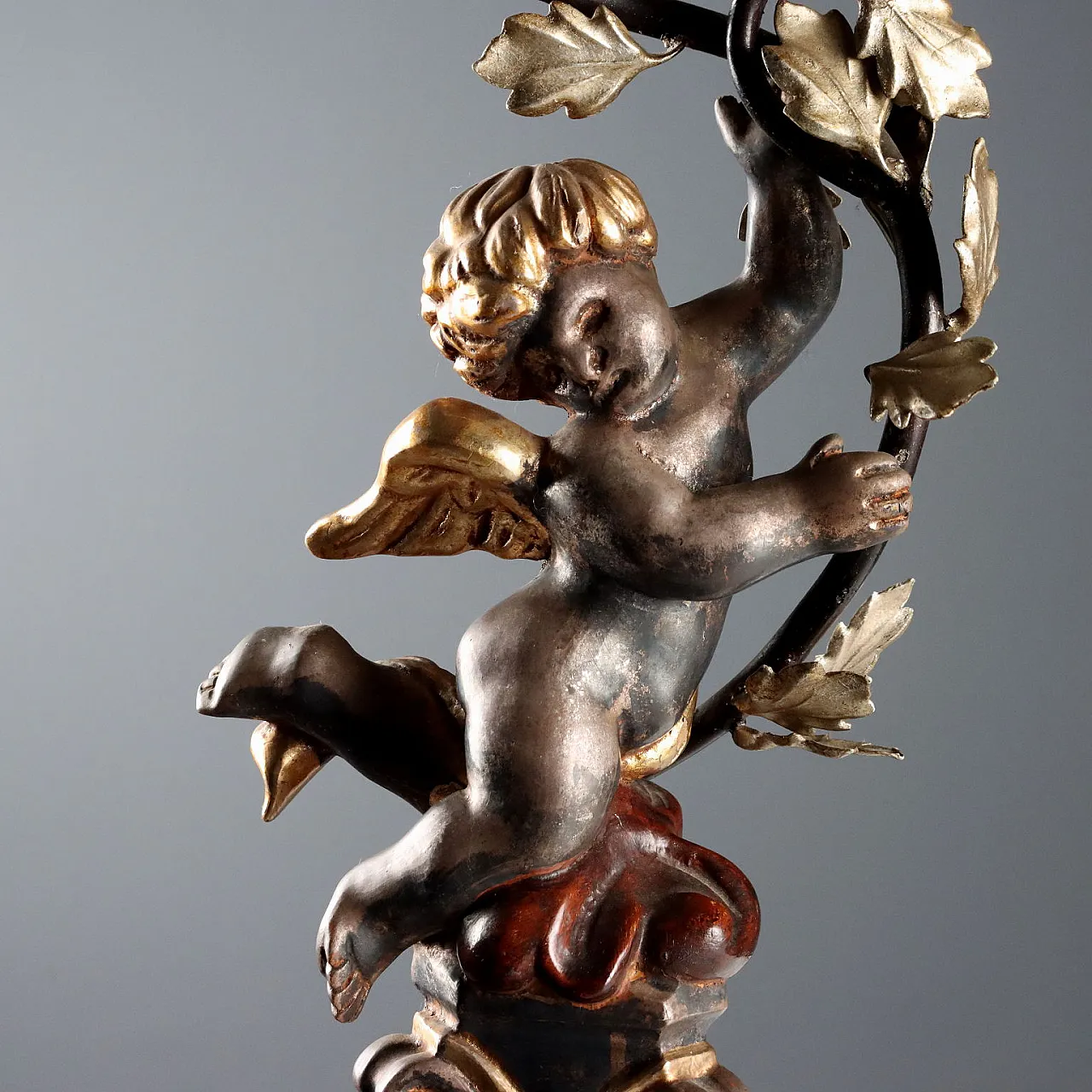 Carved, gilded, and lacquered wooden candelabra, 20th century 3