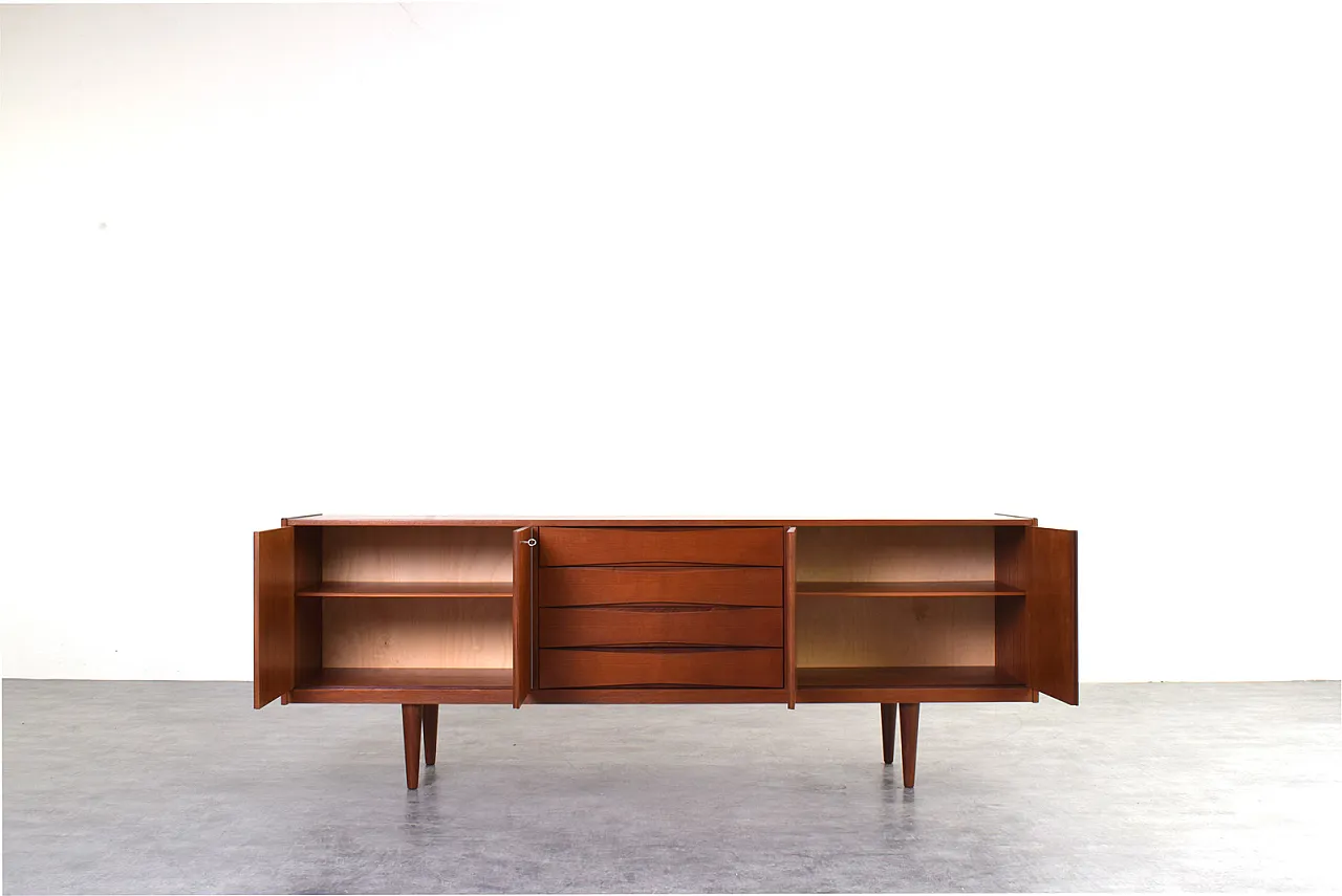 Credenza Mid-Century in teak di Skeie & Co. Norheimsund, anni '60. 2