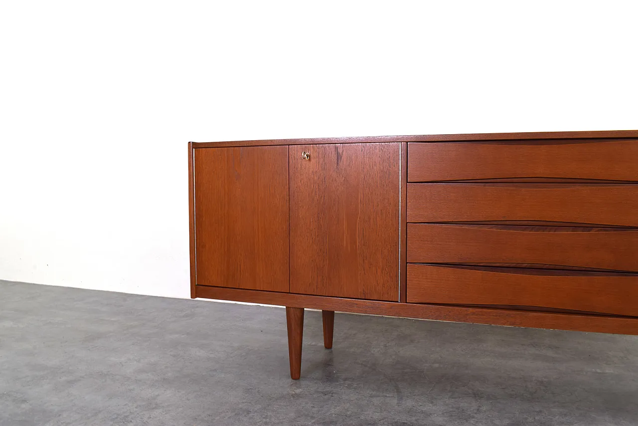 Credenza Mid-Century in teak di Skeie & Co. Norheimsund, anni '60. 12