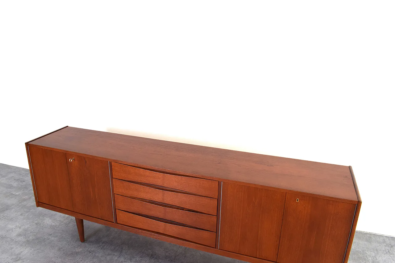 Credenza Mid-Century in teak di Skeie & Co. Norheimsund, anni '60. 15