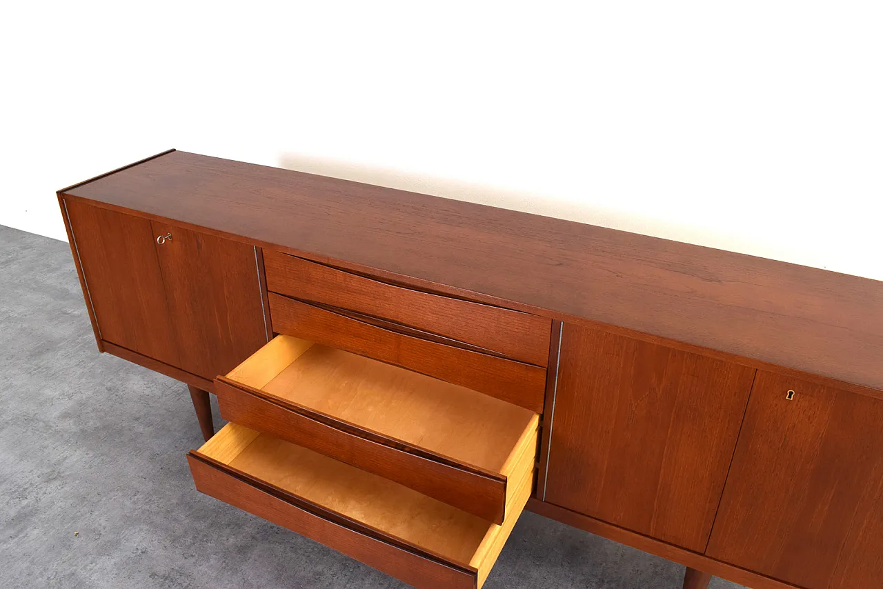 Credenza Mid-Century in teak di Skeie & Co. Norheimsund, anni '60. 18