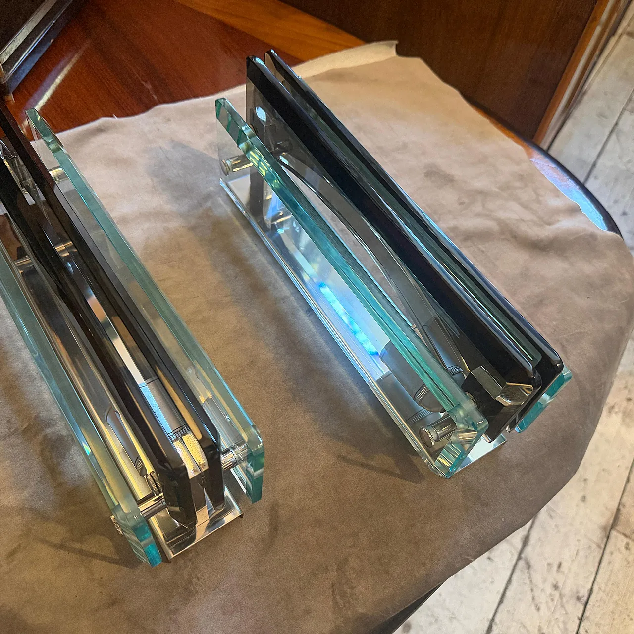 Pair of eavy glass wall sconces by Lupi Cristal Luxor, 1960s 4