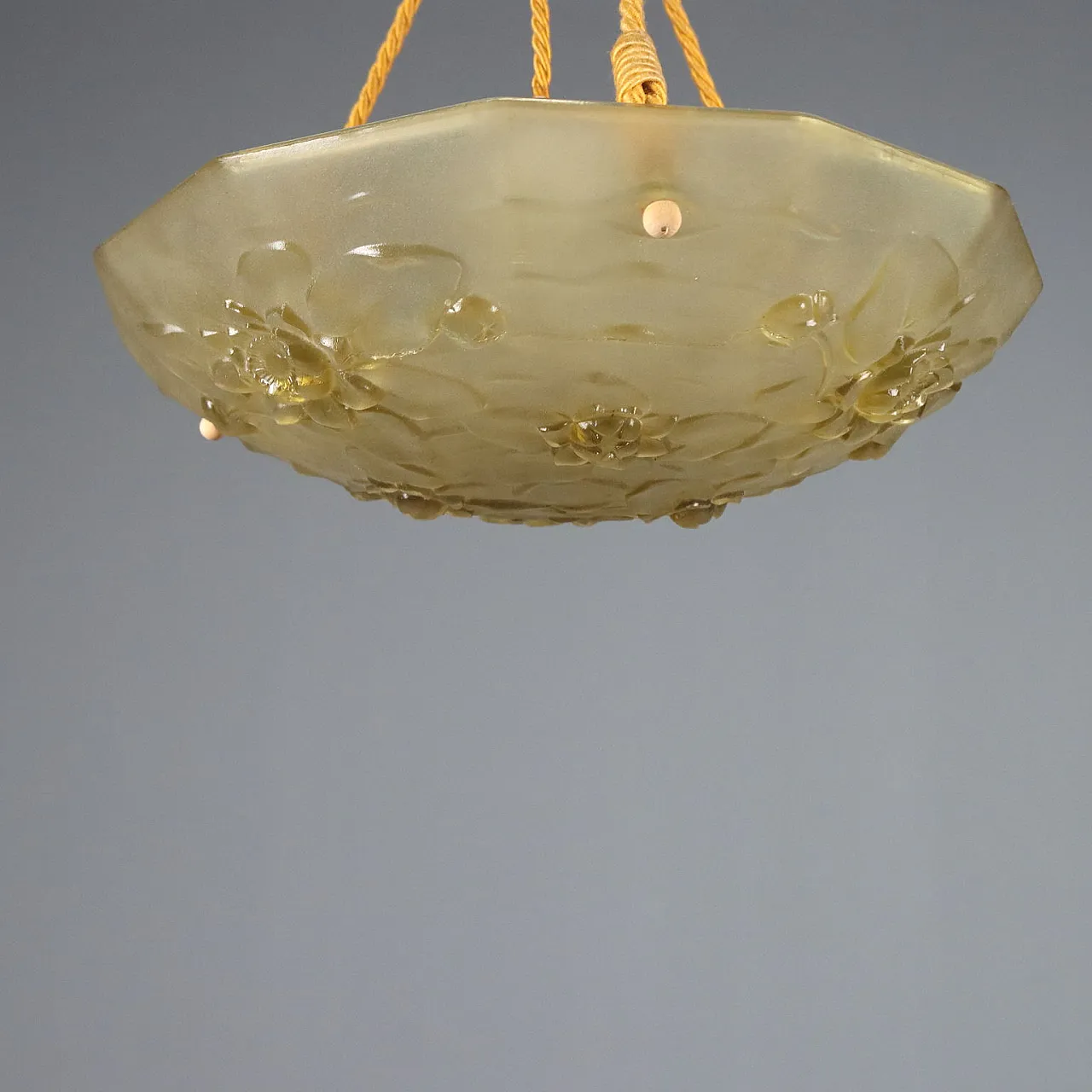 Lampadario in vetro giallo con decorazioni floreali, '900 6