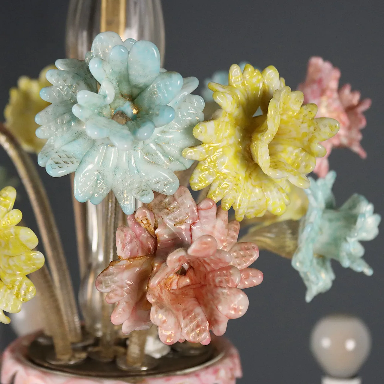 Lampadario in vetro soffiato Veneziano con fiori, '800 10