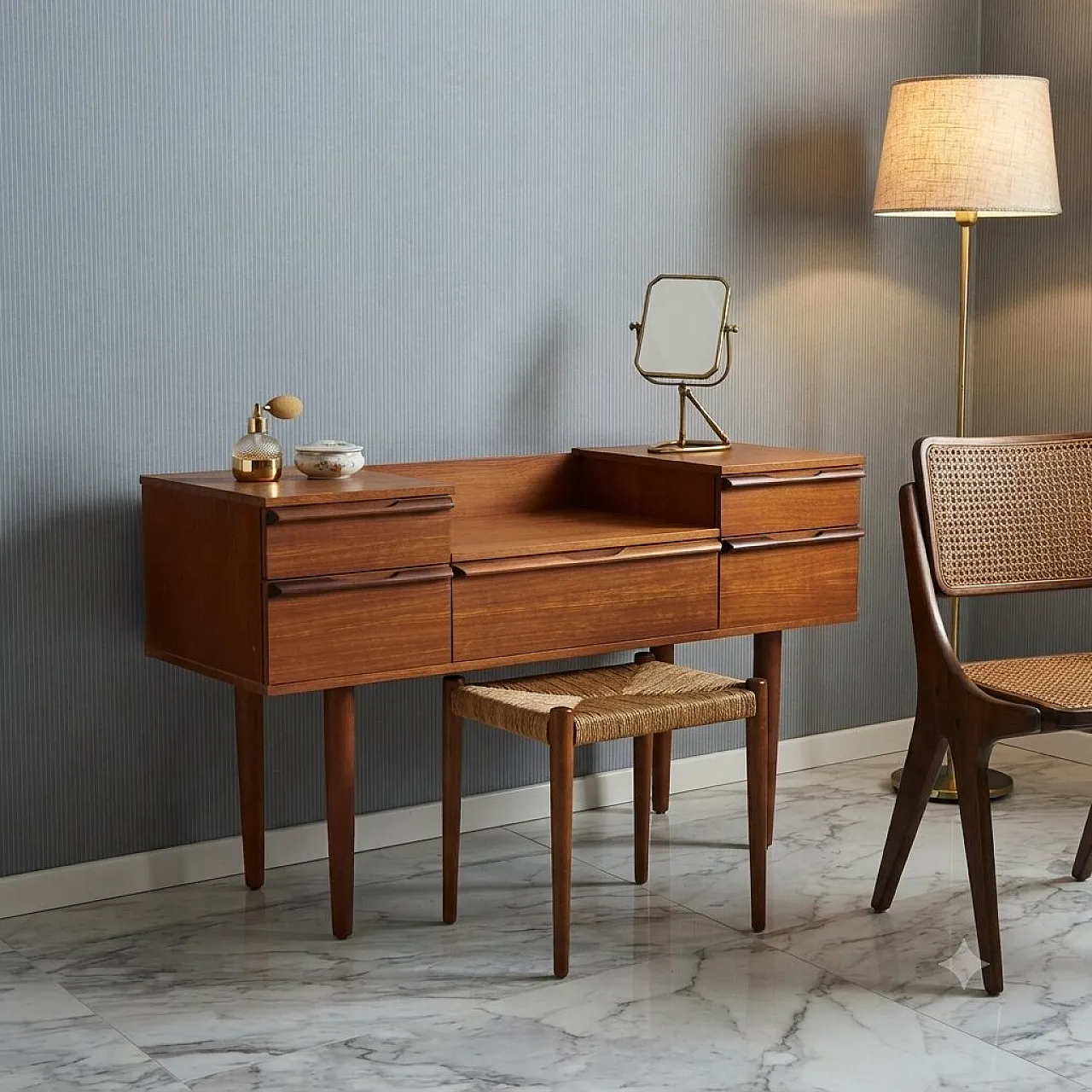 English cabinet with drawers, 1960s 2