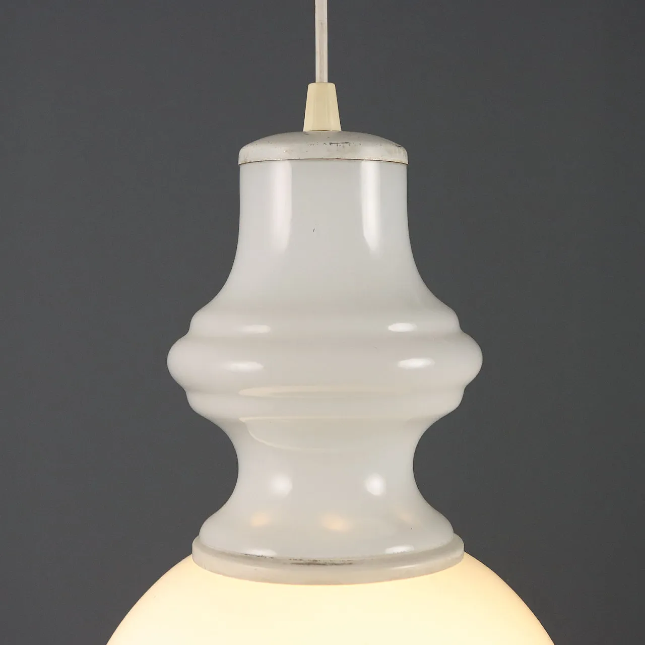 Lampadario in vetro bianco, anni '60 4