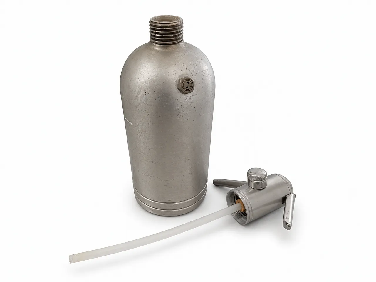 Pair of original Saccab Milano soda siphons, 1950s 12