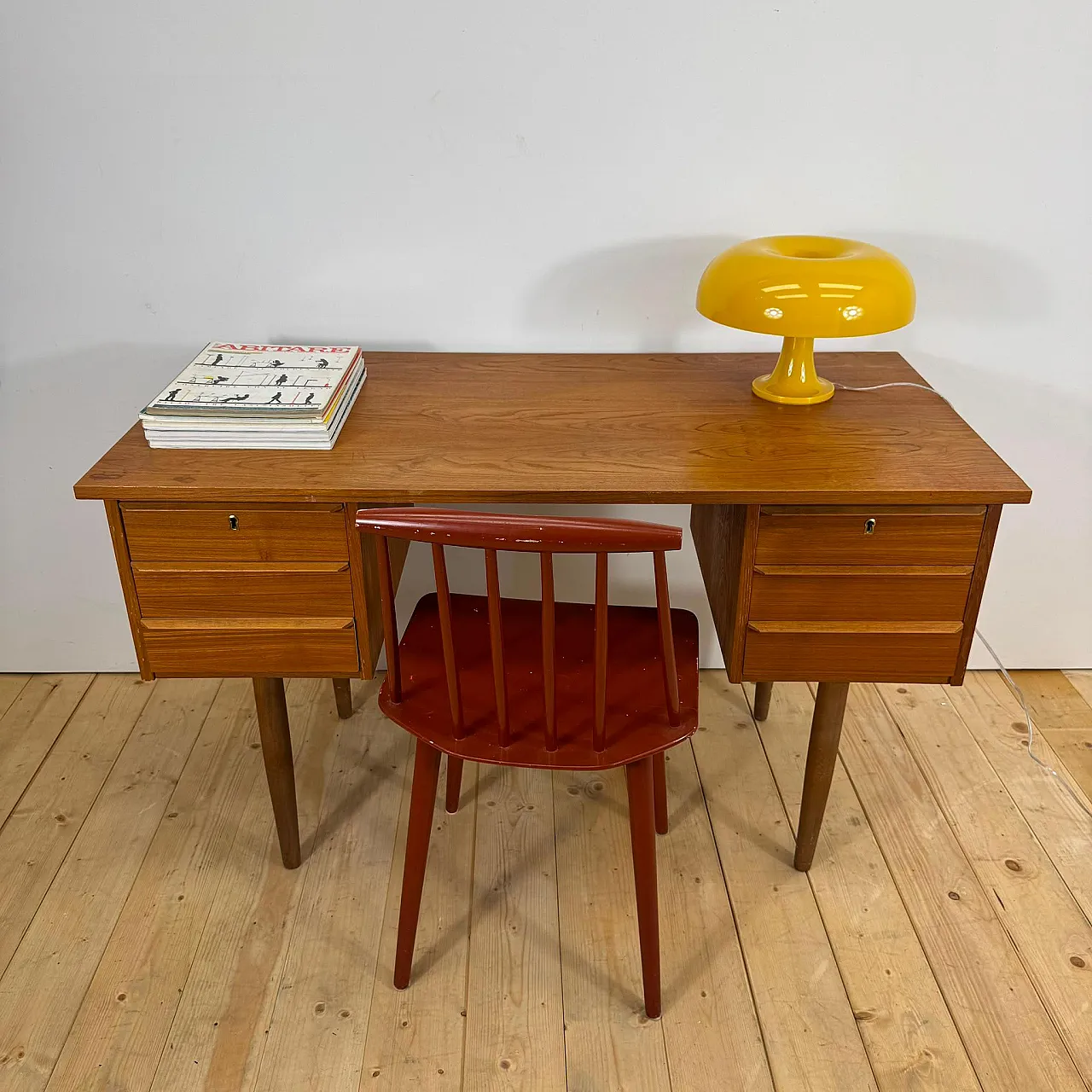 Scrittoio danese in teak, anni ’60 9
