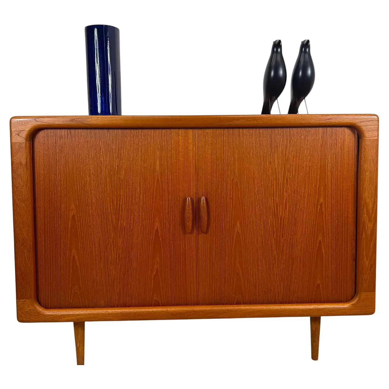 Sideboard Dyrlund in teak con ante a scomparsa, anni ’60 1