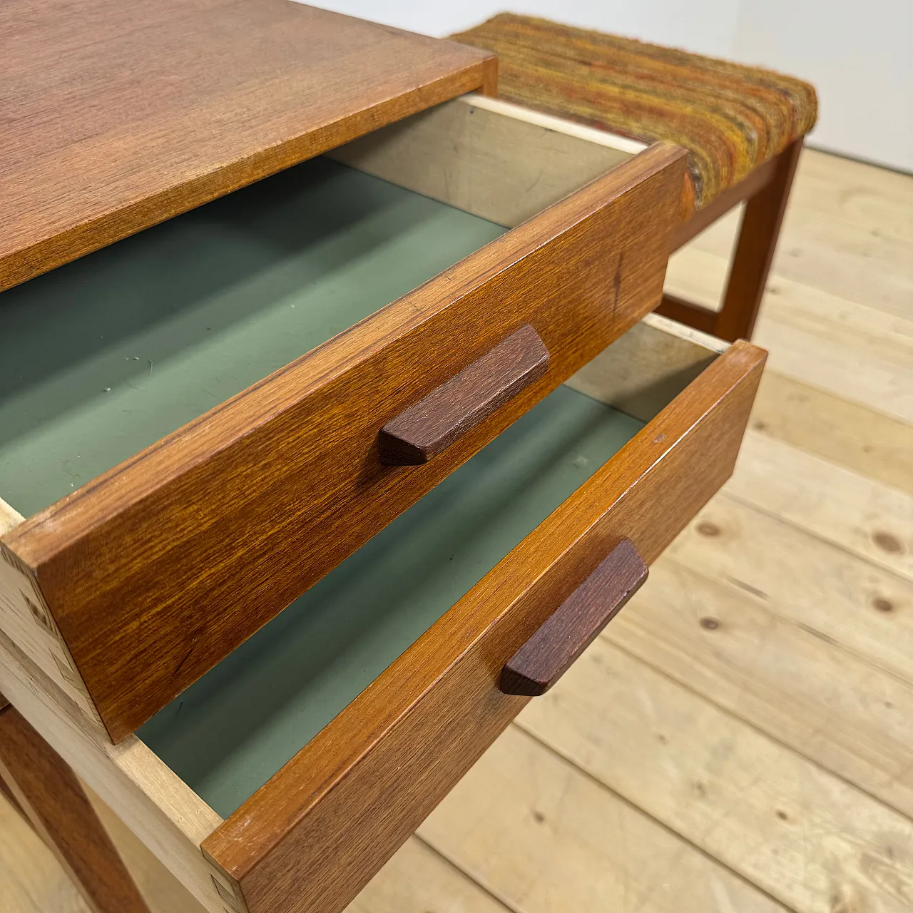 Telephone Bench danese in teak, anni ’60 3