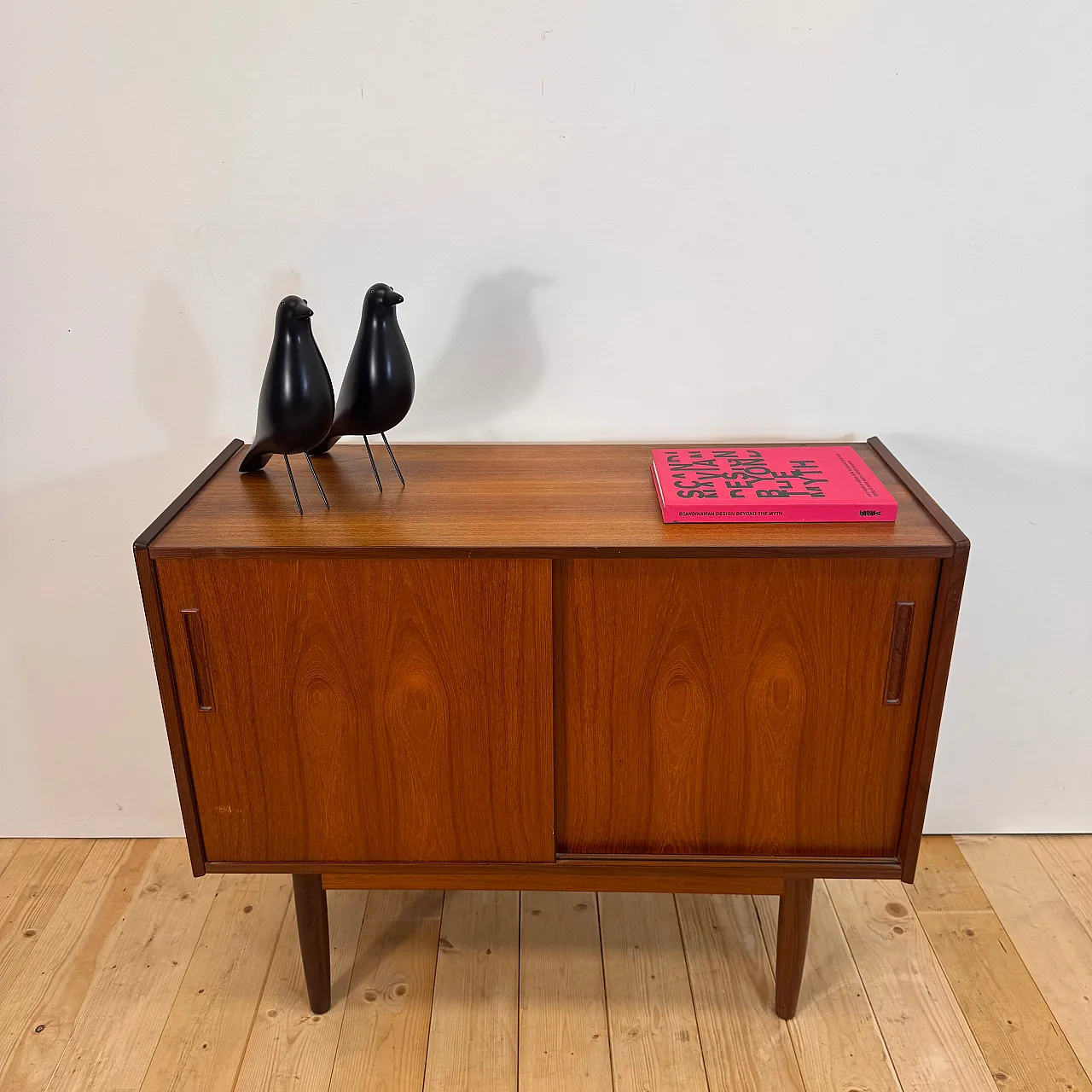 Sideboard danese compatto in teak, anni ’60 2