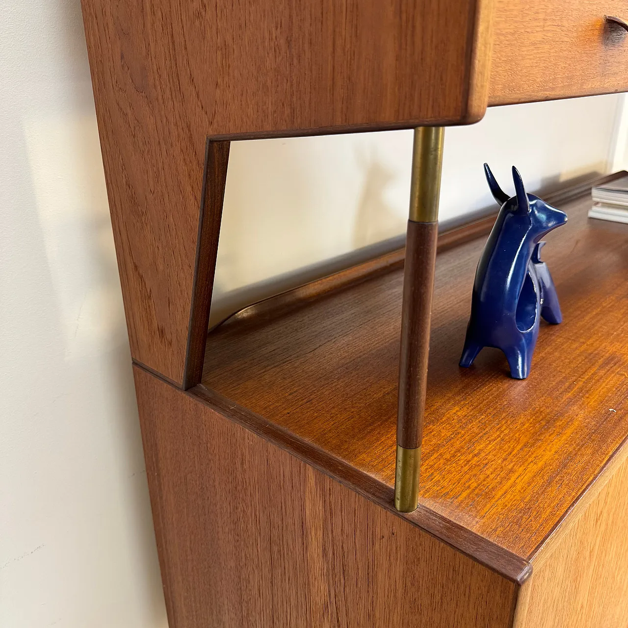 Highboard danese in teak con ante scorrevoli e cassetti, anni ’60 6
