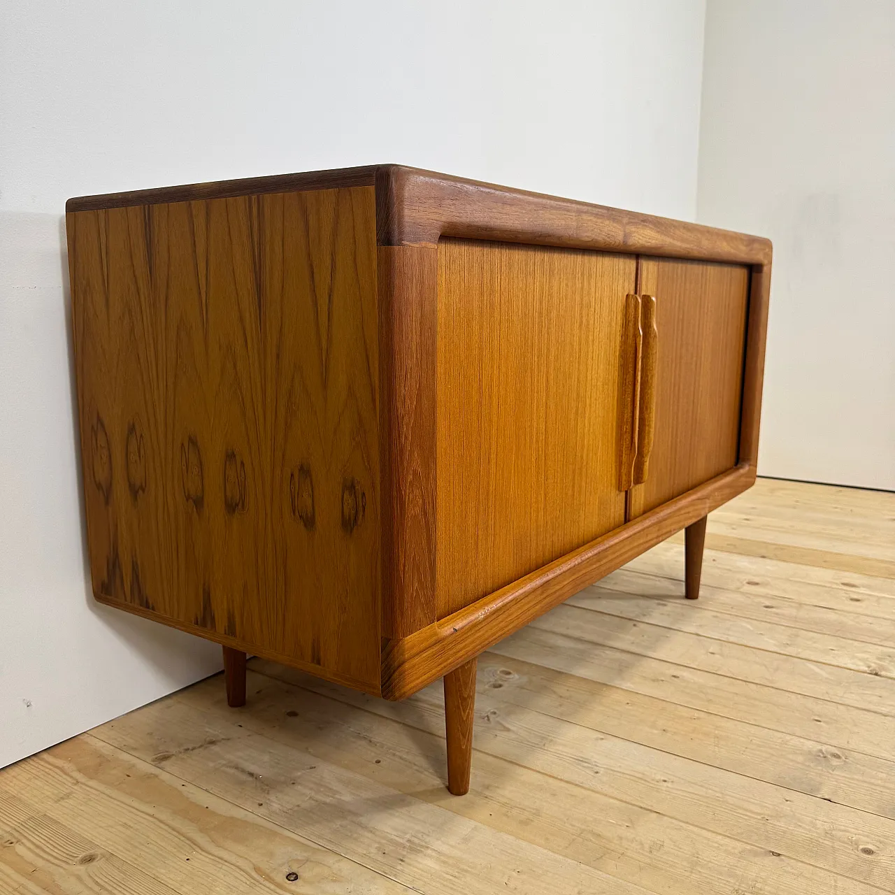 Sideboard Dyrlund in teak con ante a scomparsa e cassetti, anni ’60 3