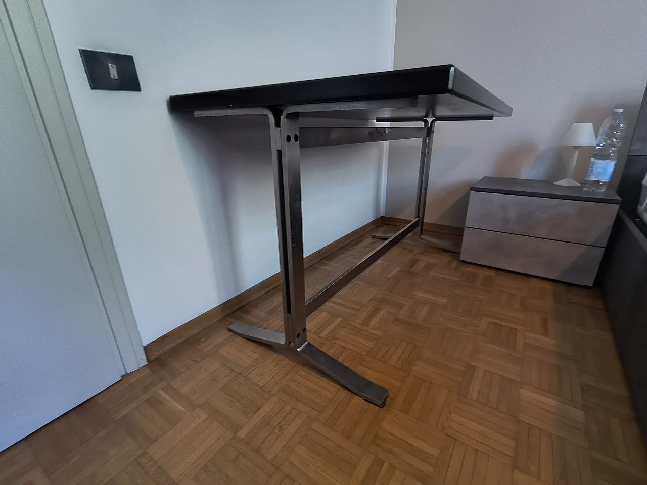 Modern console in wood and steel, late 20th century 3
