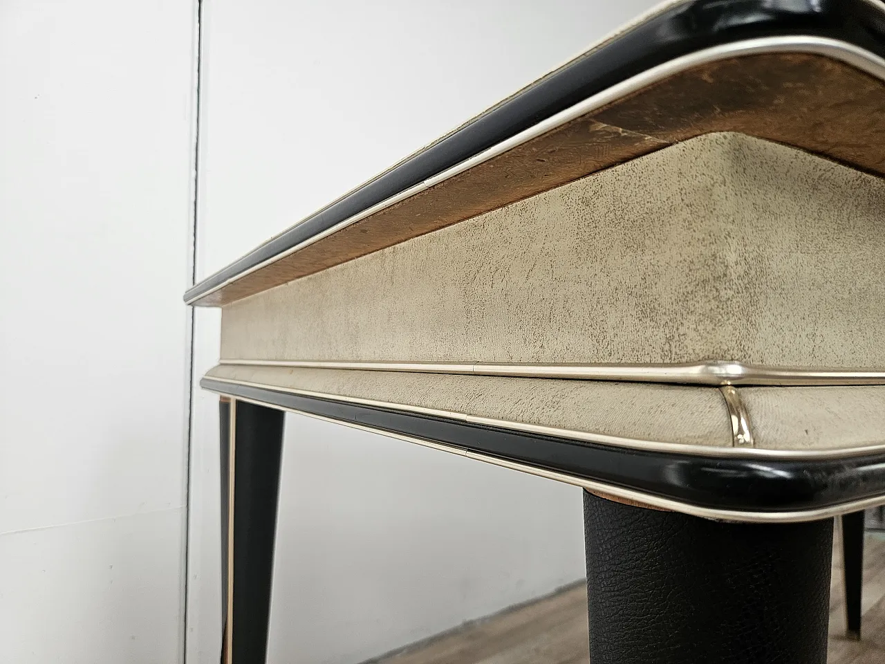 Dining table by Umberto Mascagni from the 1950s 15
