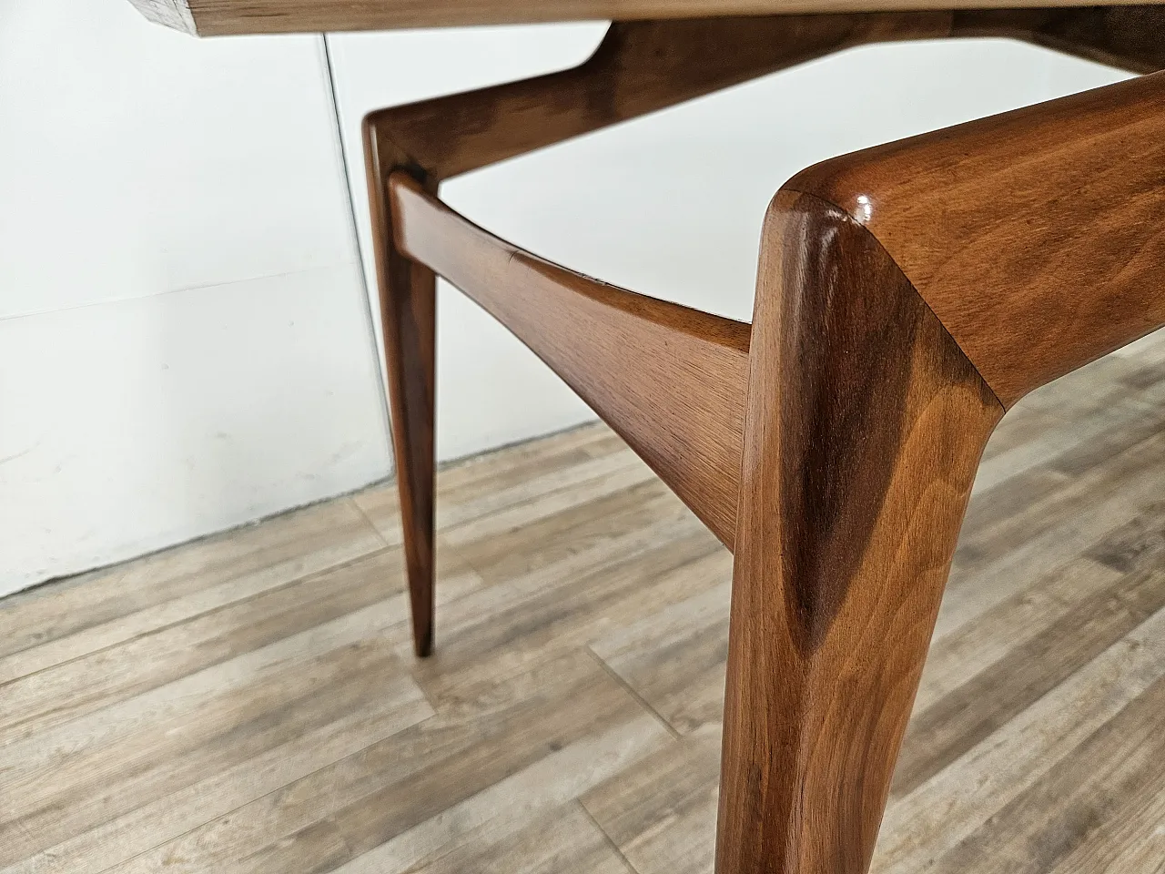 1950s dining table in wood and mirrored top 12