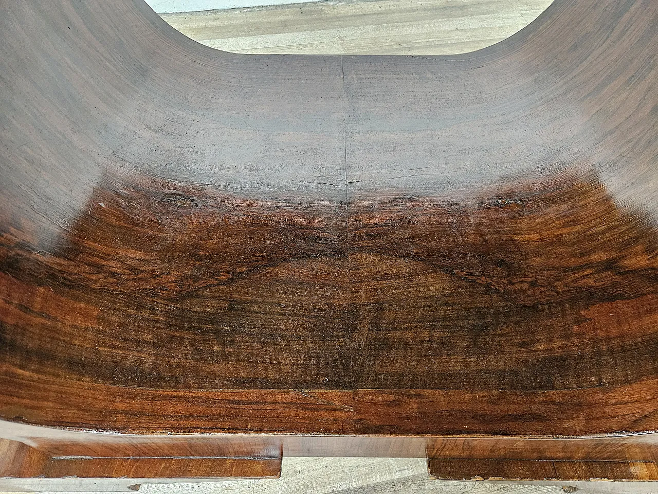 Art Deco dining table in walnut, 1940 17