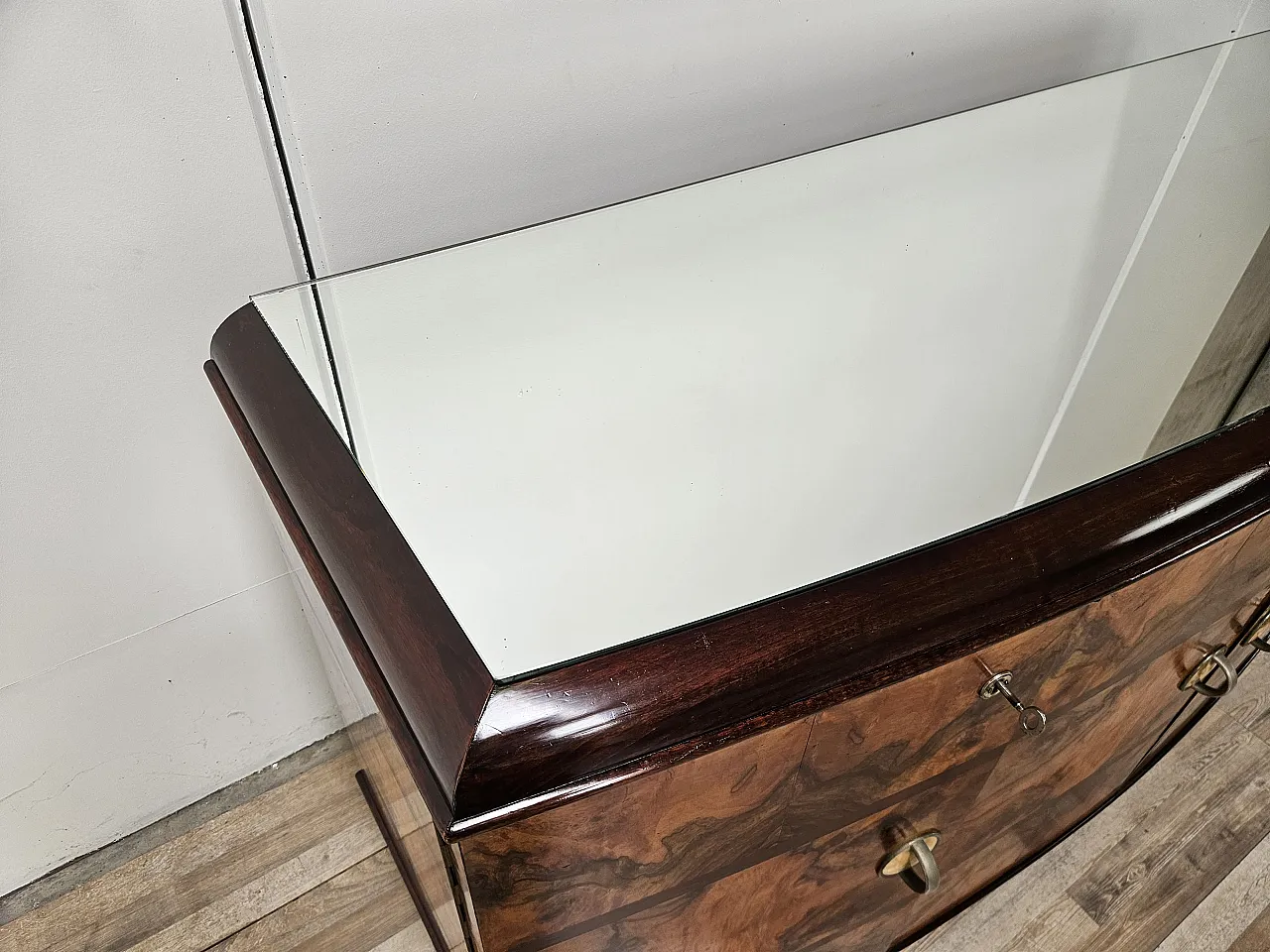 1940s Art Deco Milanese sideboard in briarwood and mirror 7