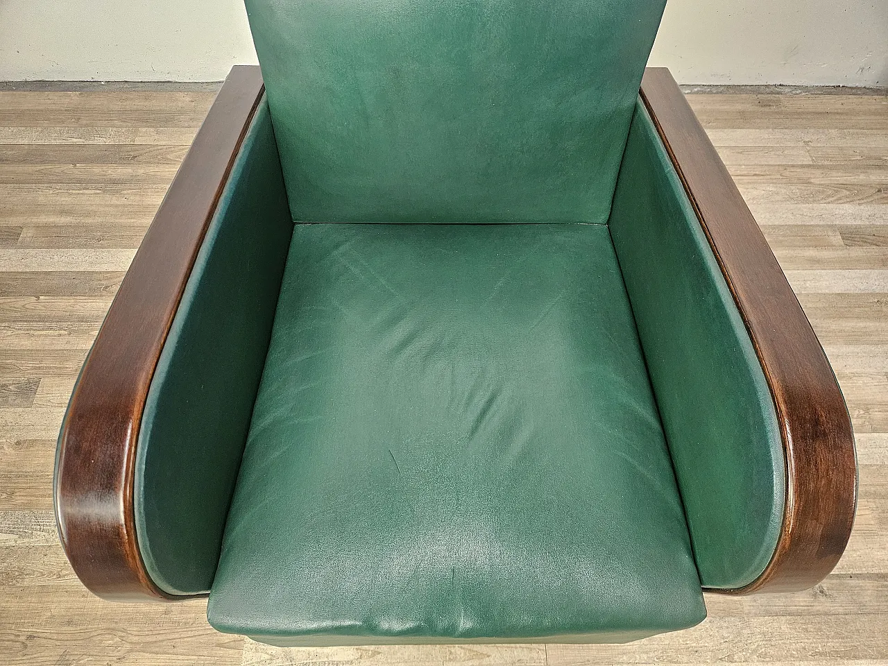 Coppia di poltrone Art Déco in noce ed ecopelle verde, 1940 8