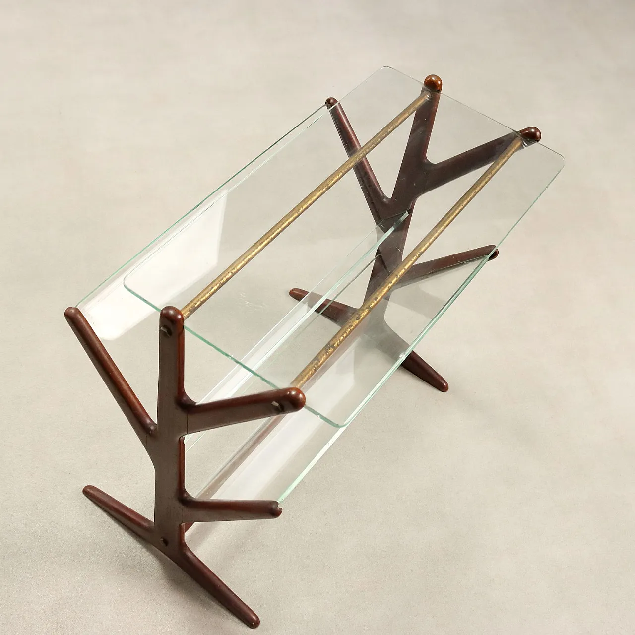 Magazine rack in wood and glass, 1950s 7