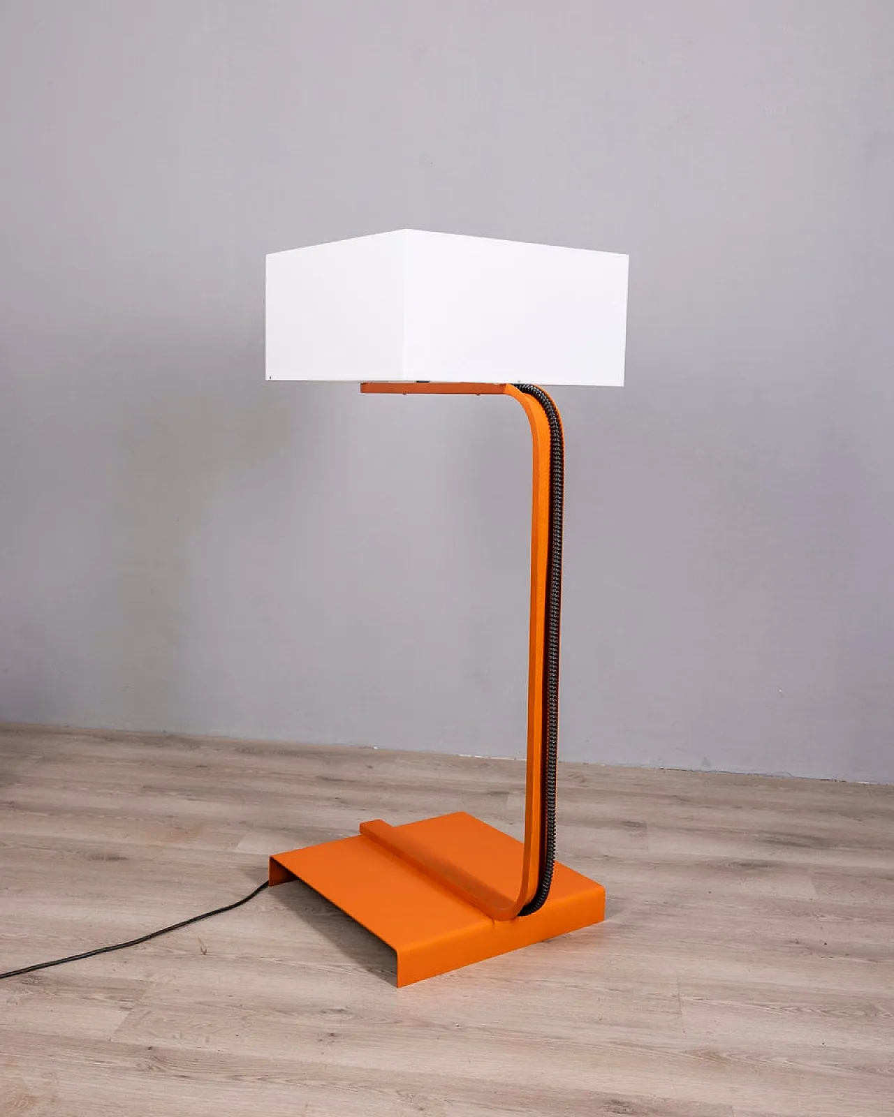 Space Age metal and acrylic glass floor lamp, 1970s 2