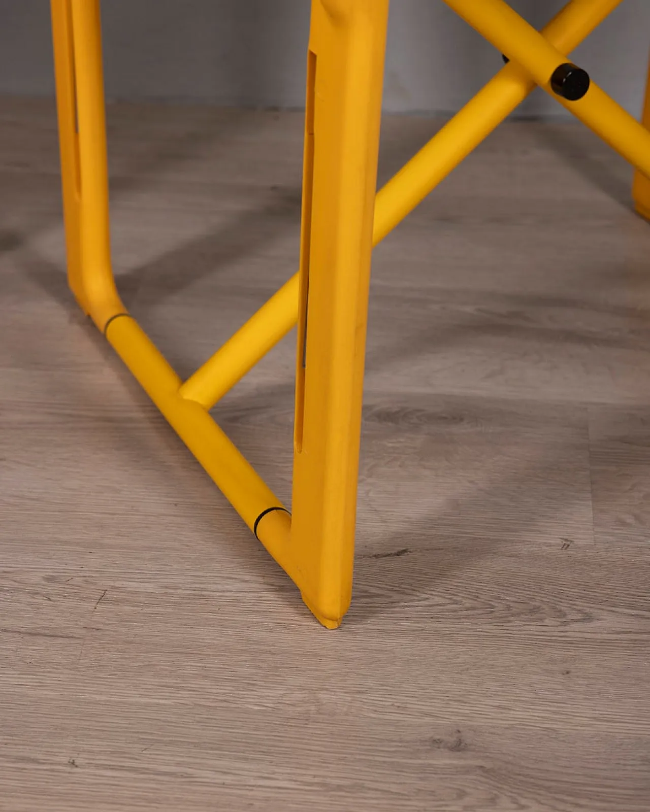 Pair of folding chairs 4820 by Masayuki Matsukaze for Kartell, 1970s 16
