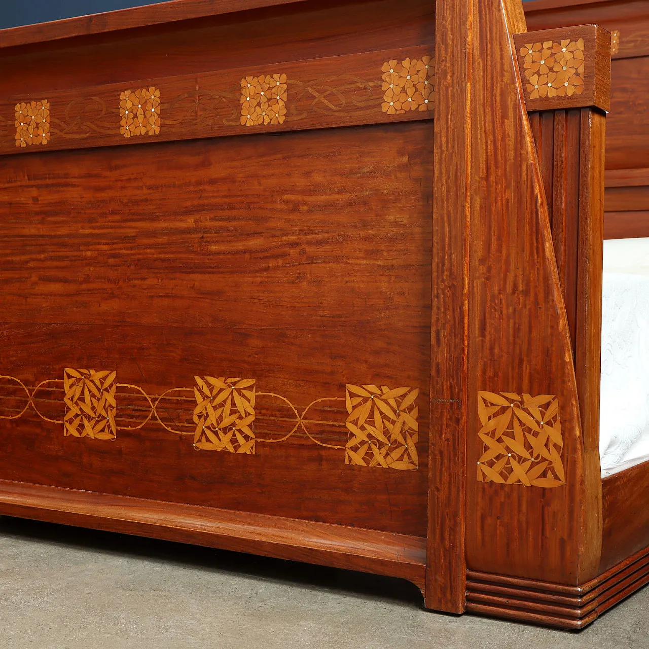 Bed by Carlo Zen, early 20th century 7