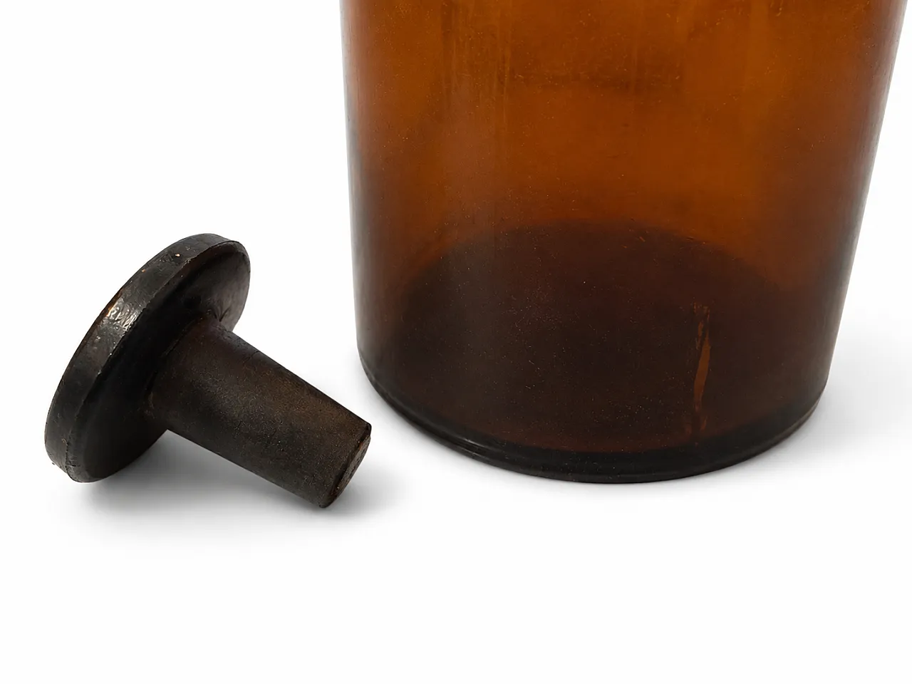 Amber glass pharmacy bottle, 20th century 5