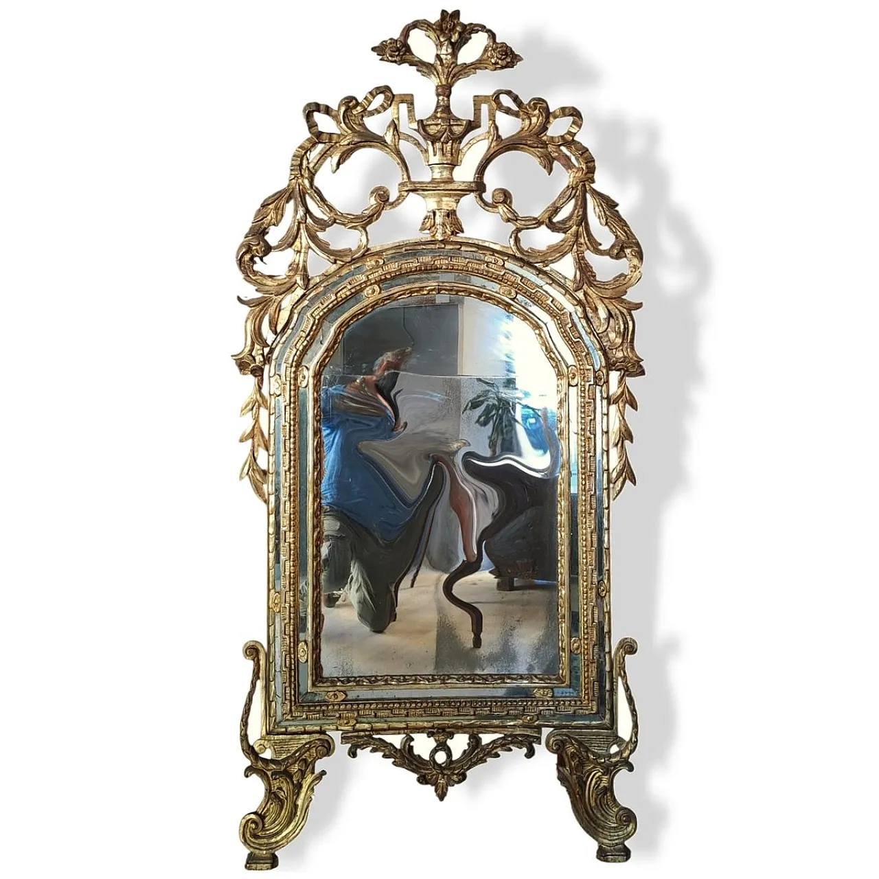 Piedmont carved wooden mirror, 18th century 1