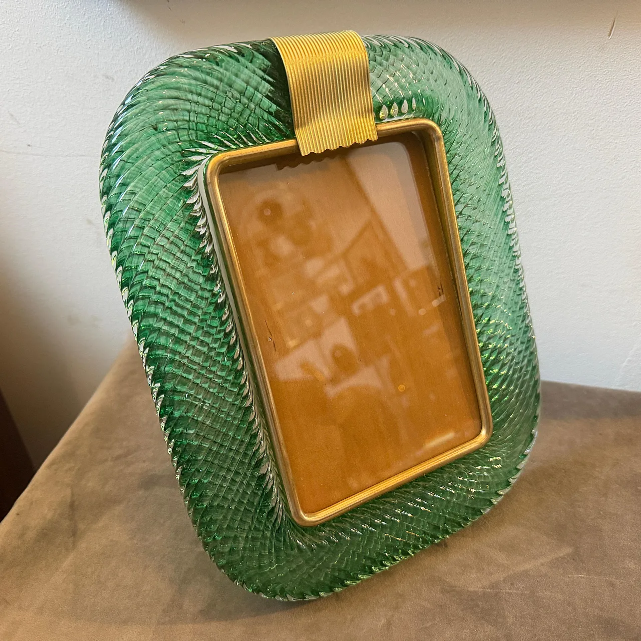 Barovier style Murano glass and brass picture frame, 20th century 3