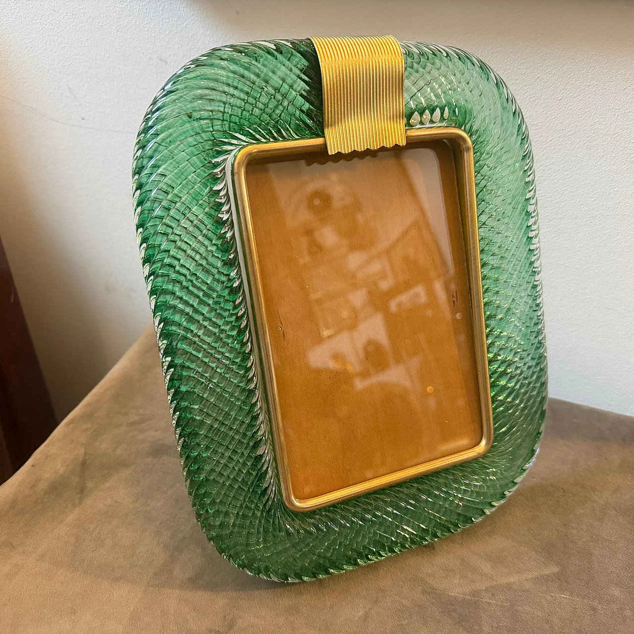 Barovier style Murano glass and brass picture frame, 20th century 5