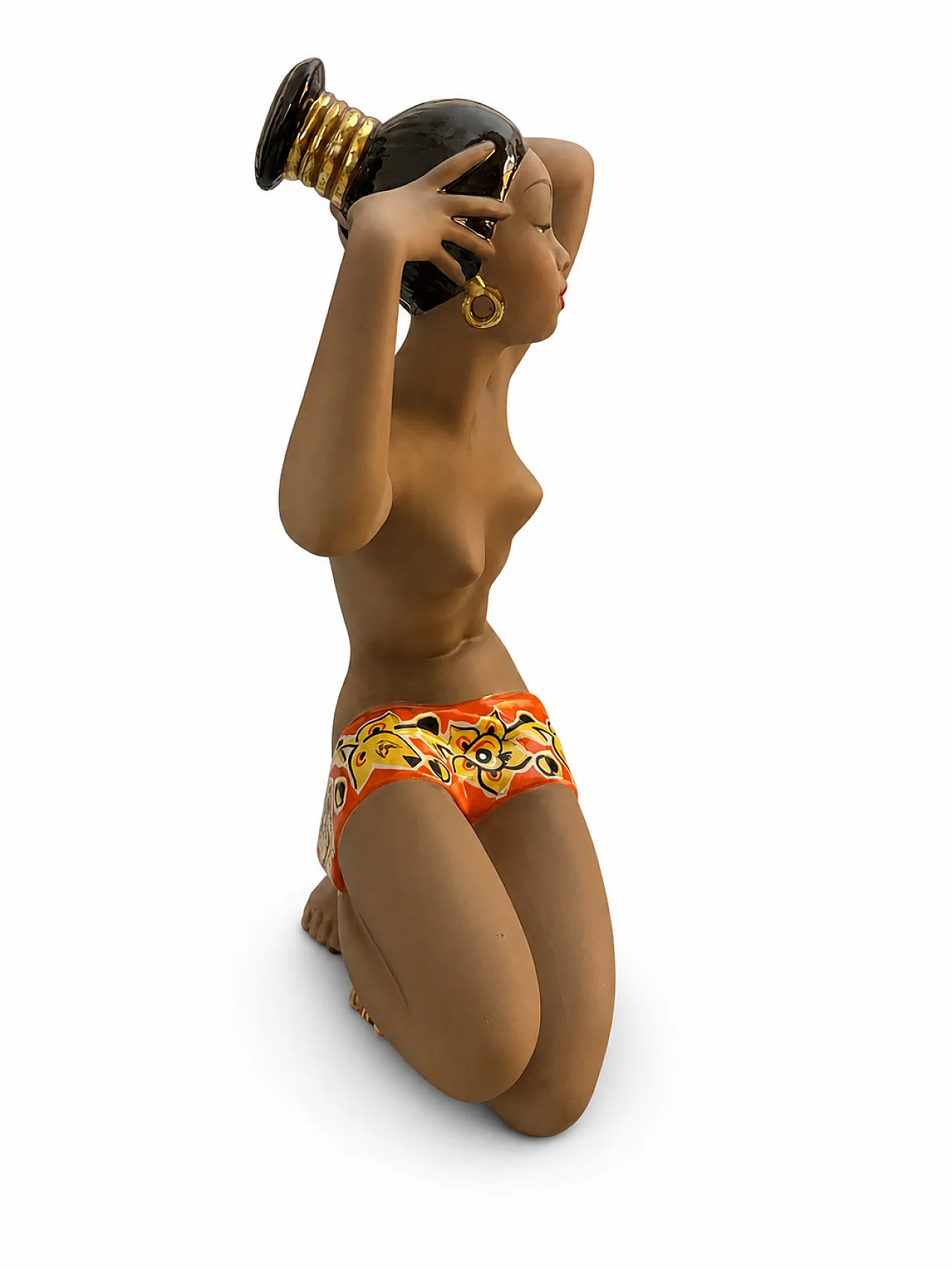 Samara ceramic sculpture manufactured by C.I.A. Manna 1