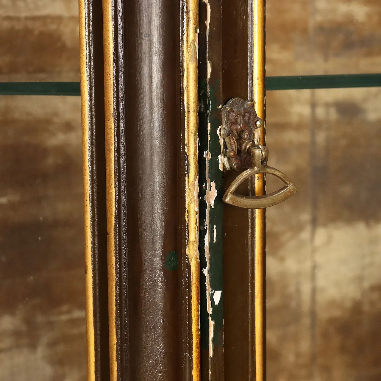 Cornered showcase in Baroque style in carved wood, 19th century 7