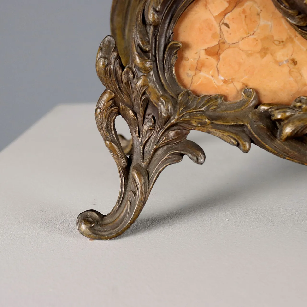 Free standing clock in antimony and marble, 20th century 10