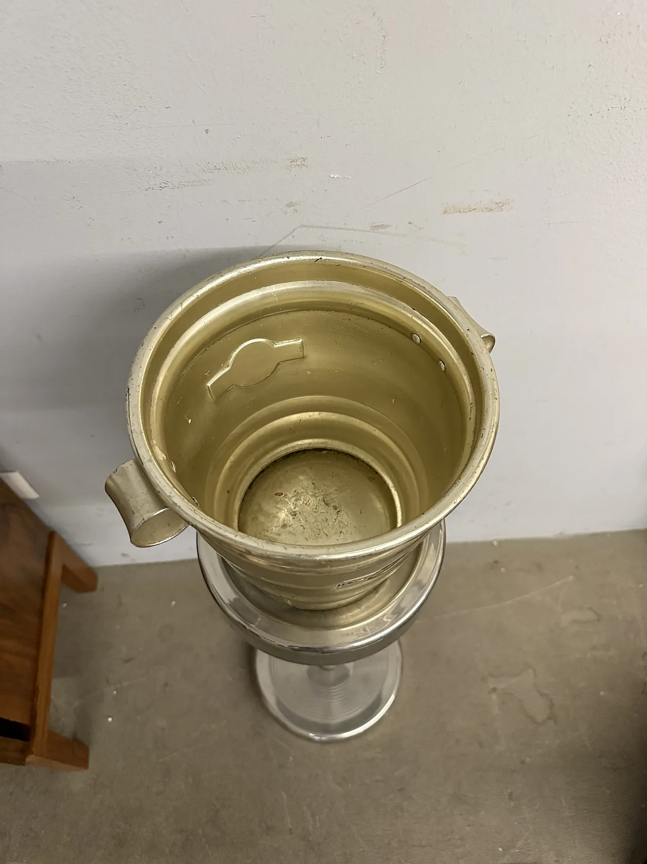 Italian advertising Martini ice bucket, 30s 7