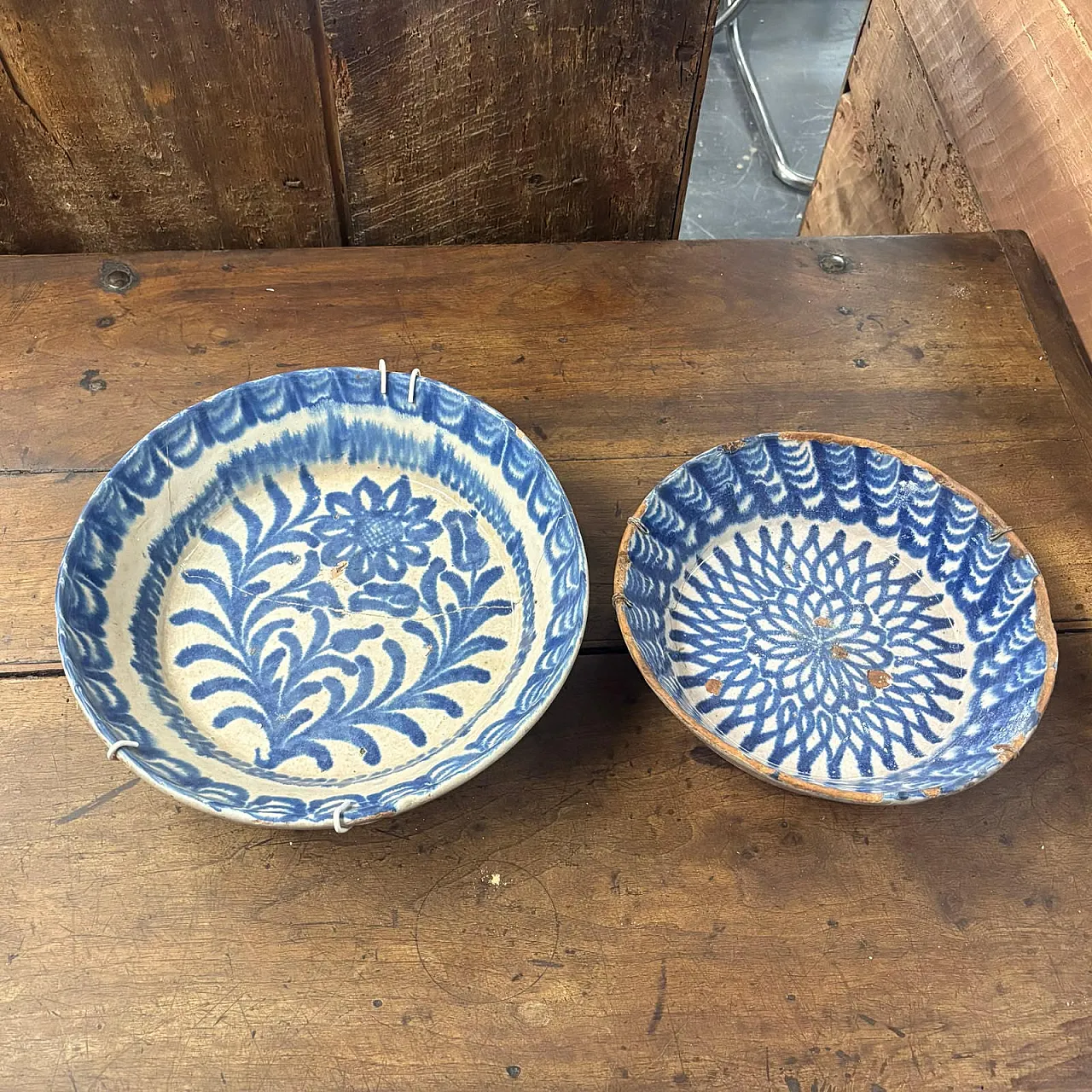Coppia di piatti spagnoli maiolica Fajaluzza, '700 1