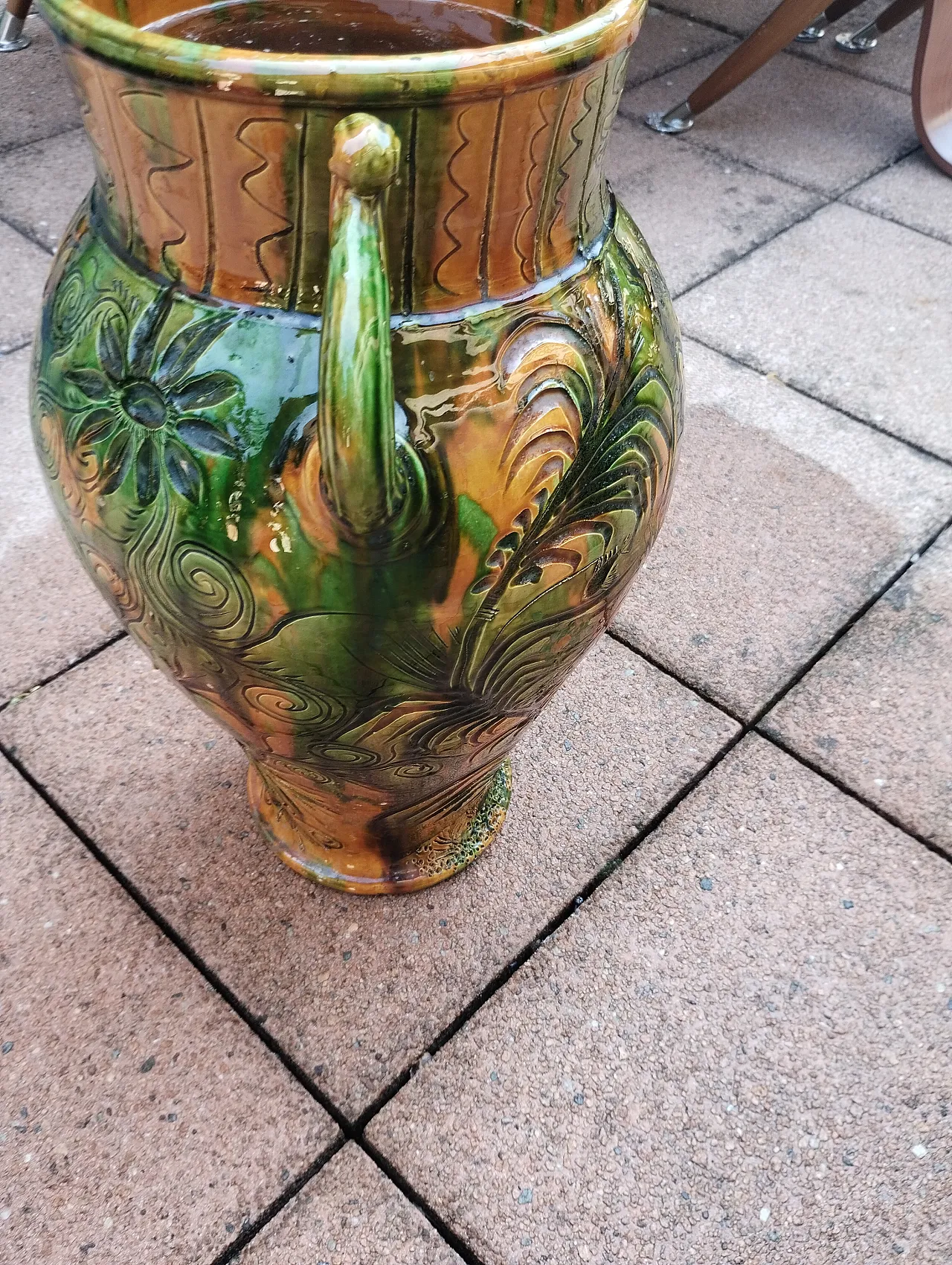 Vaso Capasella d'autore  in ceramica di Cosimo Vestita, anni '70 2