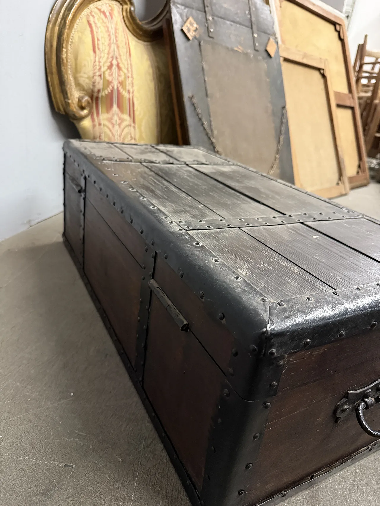 Treasure chest, 19th century 12