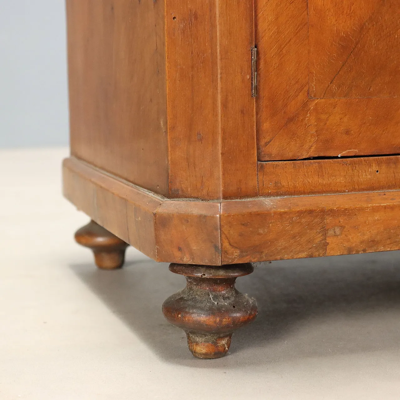 Louis Philippe bedside table in walnut, late 19th century 7