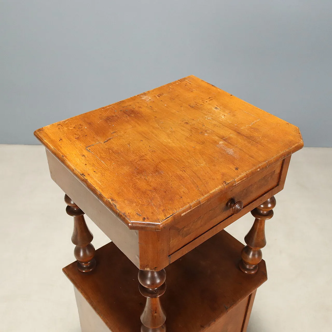 Louis Philippe bedside table in walnut, late 19th century 8
