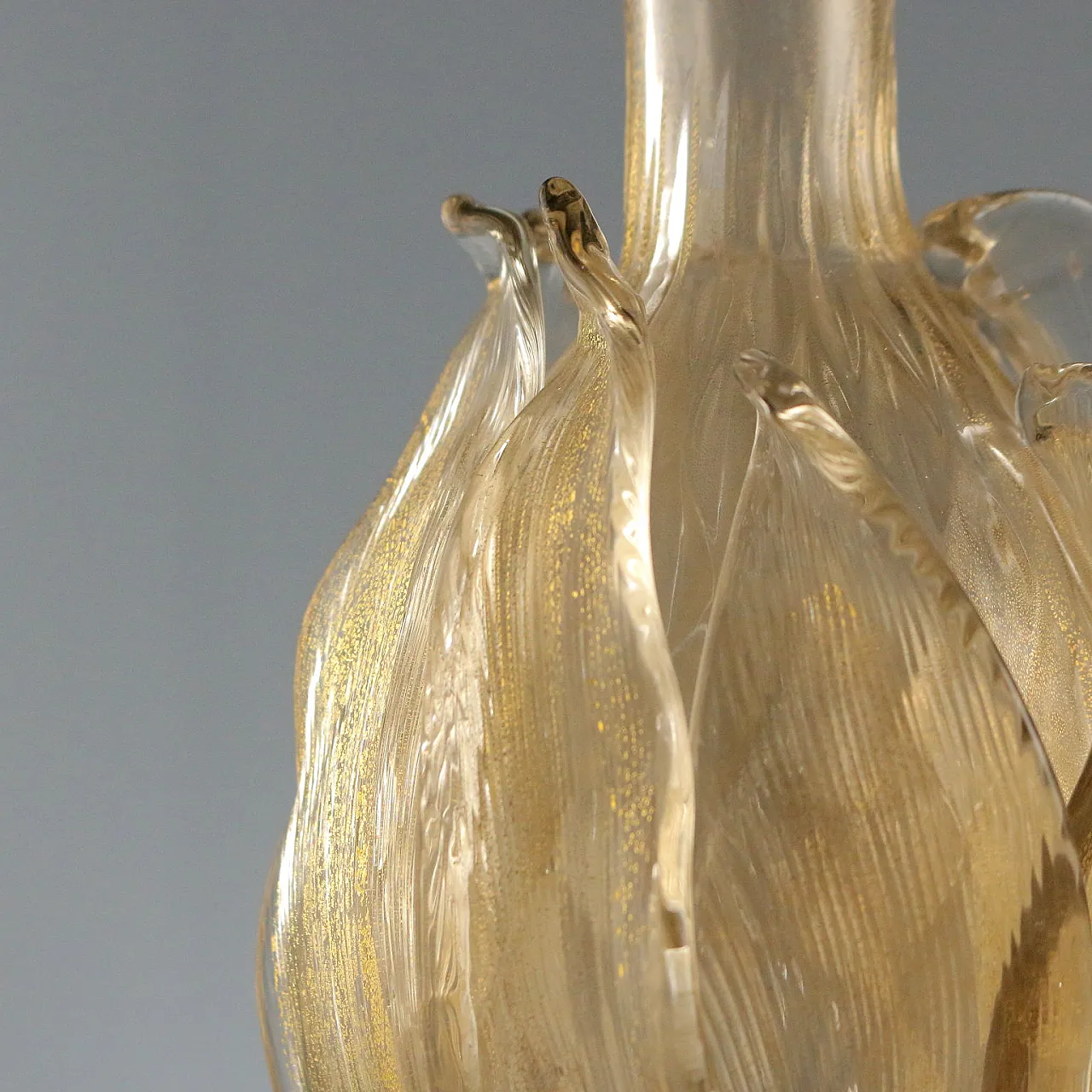 Murano glass vase with gold leaf inclusions, 20th century 5