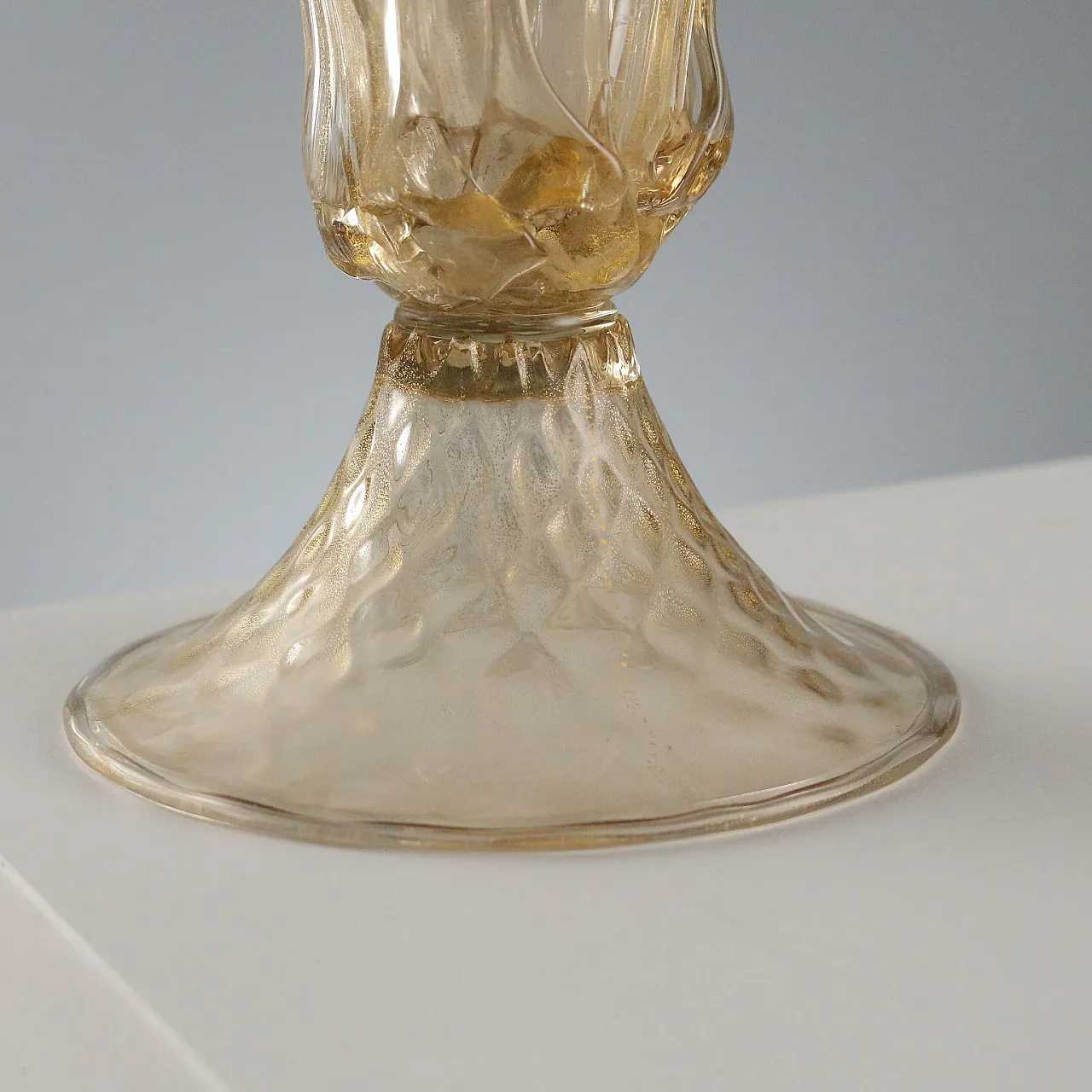 Murano glass vase with gold leaf inclusions, 20th century 9