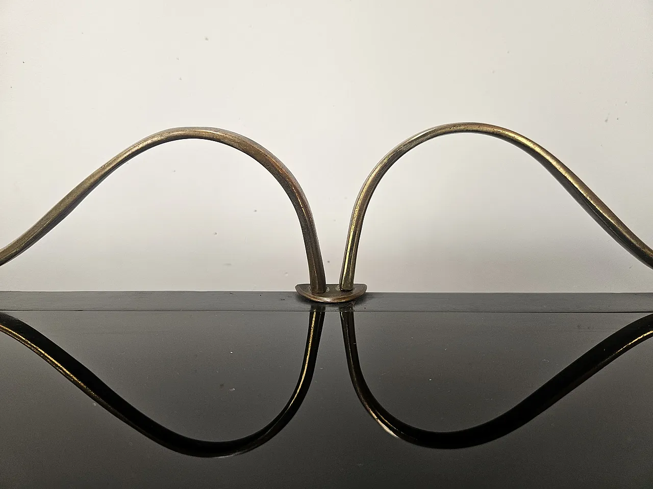 Credenza di Vittorio Dassi in palissandro e vetro nero, 1940 10
