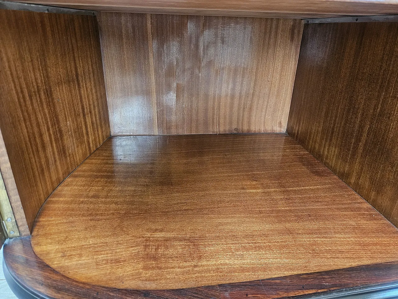 Credenza di Vittorio Dassi in palissandro e vetro nero, 1940 18